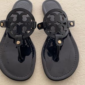 Tory Burch Miller Black Patent Sandal Nearly New!!